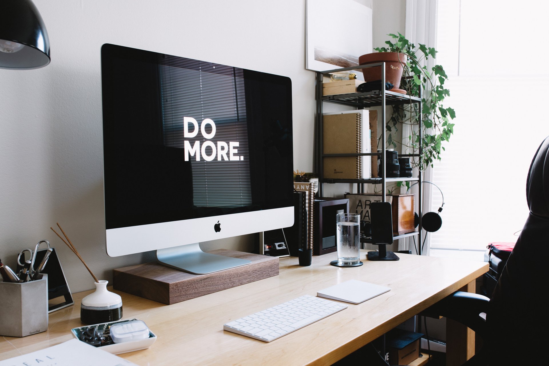 How to stand out in today’s job market: Even if the experience is limited, by receiving knowledge and even mentorship in